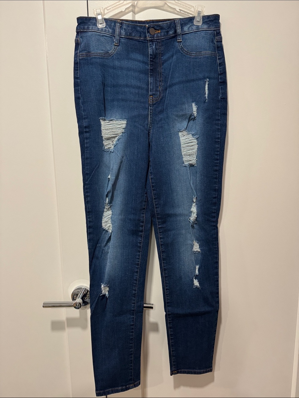 Fashion Nova Dark Blue Ripped Skinny Jeans